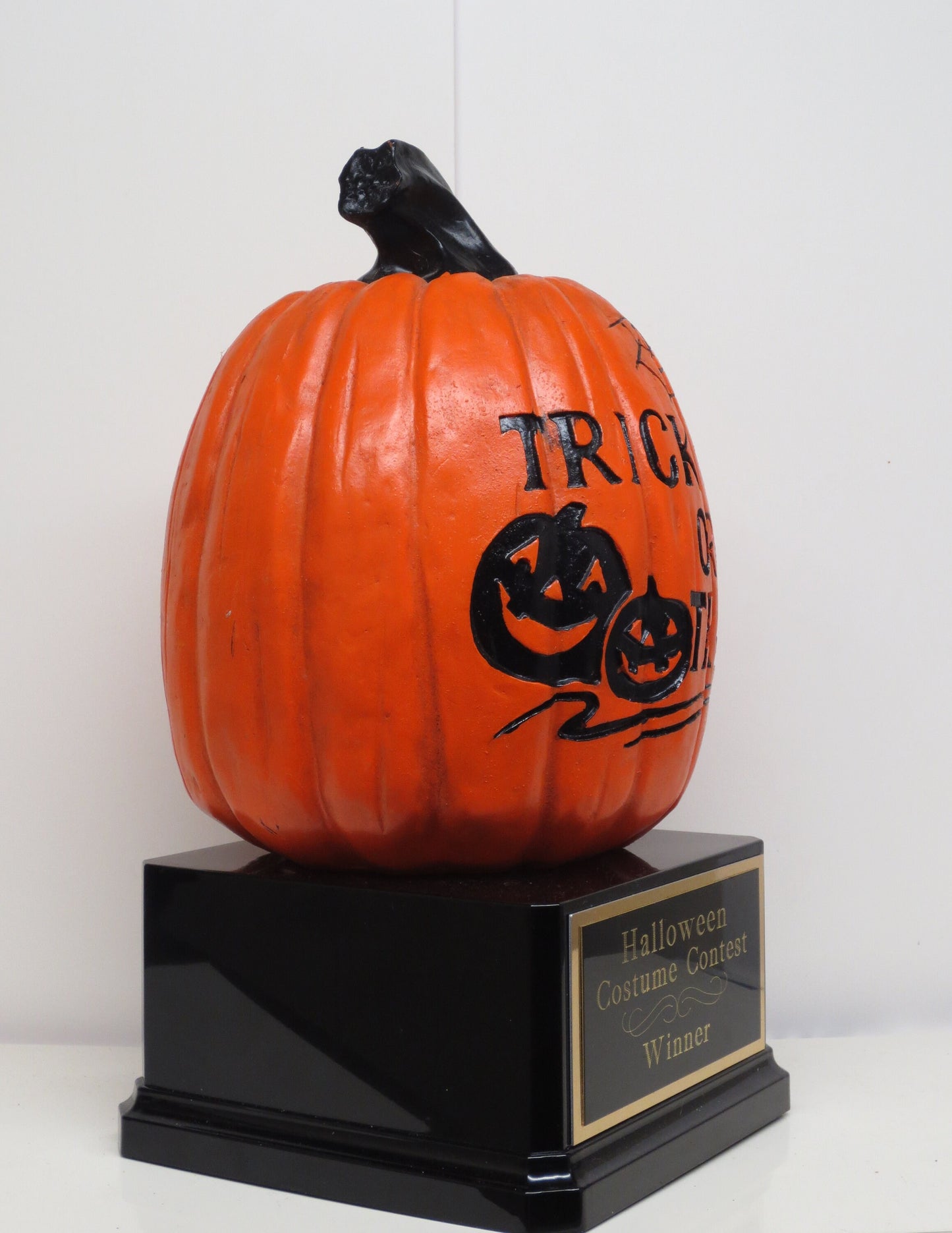 Halloween Trophy Trophies Best Costume Contest Pumpkin Carving Contest Scariest Costume Best Couple Jack O Lantern Halloween Decor