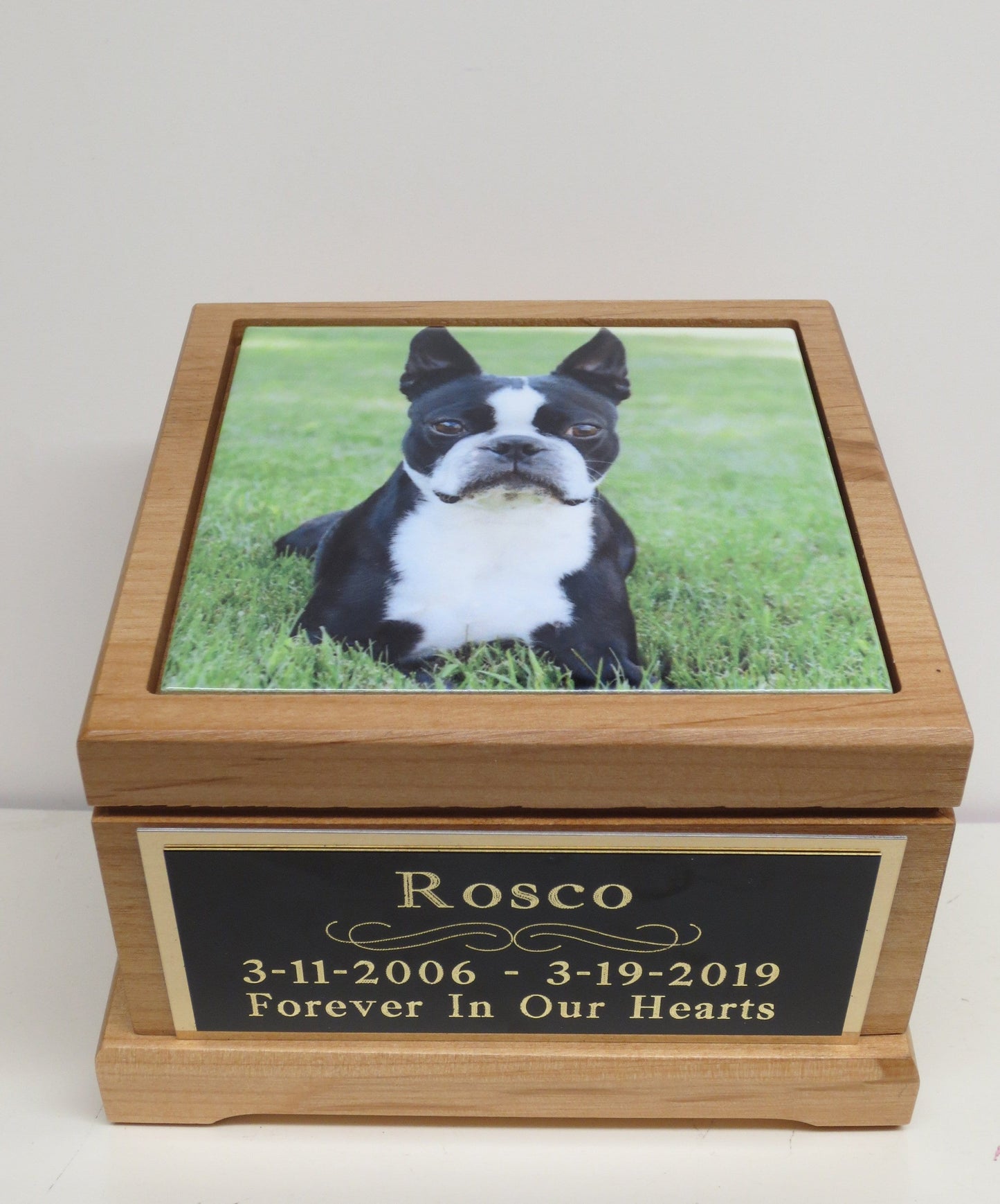 Dog Urn Pet Urn Pet Memorial Keepsake Cremation Urn Custom Photo Tile & Engraved Black Tag Cat Urn Red Alder Small Dog / Animal UpTo 25lbs