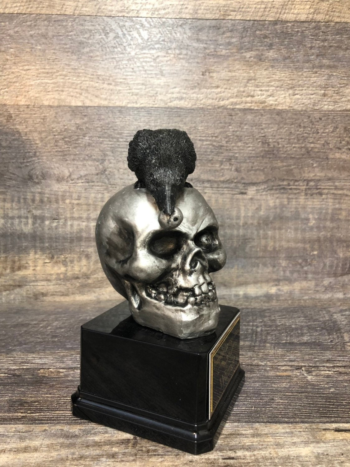 Halloween Trophy Raven Skull Eating Eyeball Costume Contest Winner Crow Scariest Costume Pumpkin Carving Halloween Decor Dia De Los Muertos