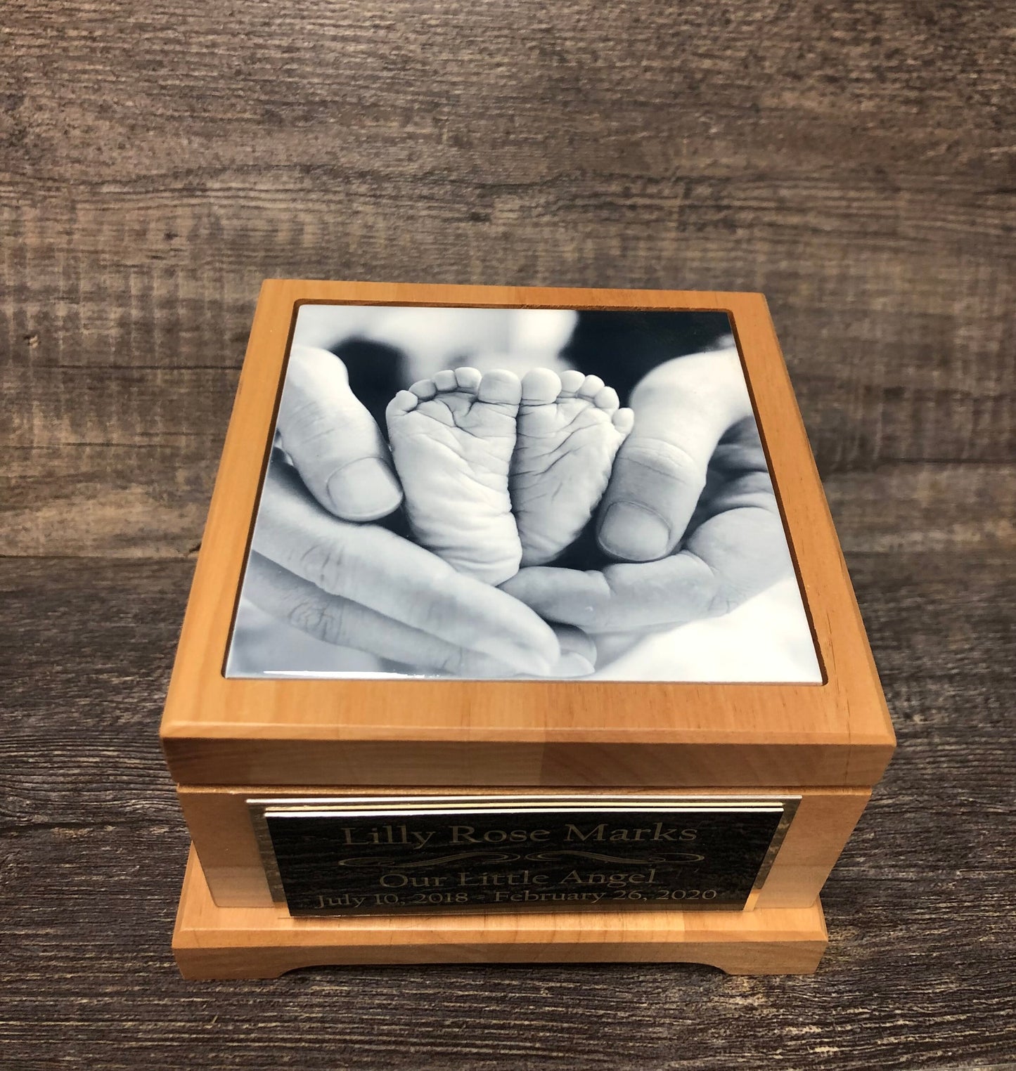 Baby Urn For Ashes Infant Child Loss Urn Baby Cremation Memorial Human Tile Photo & Personalized Engraved Tag Memorial Keepsake Red Alder