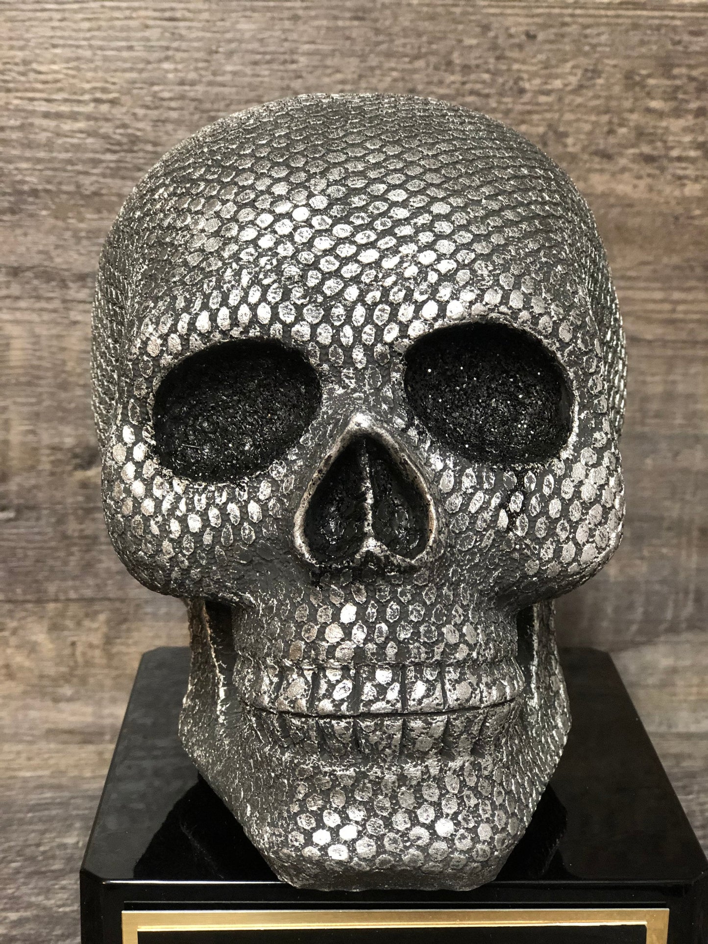 Halloween Trophy Silver Skull Textured Costume Contest Winner Scariest Costume Pumpkin Carving Halloween Decor Dia De Los Muertos