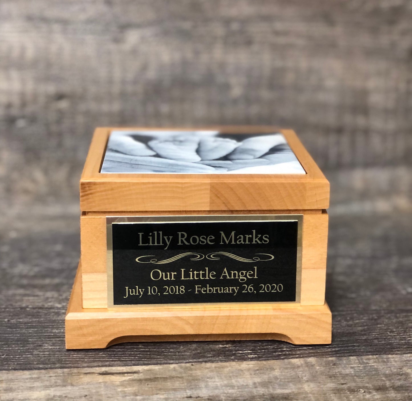 Baby Urn For Ashes Infant Child Loss Urn Baby Cremation Memorial Human Tile Photo & Personalized Engraved Tag Memorial Keepsake Red Alder