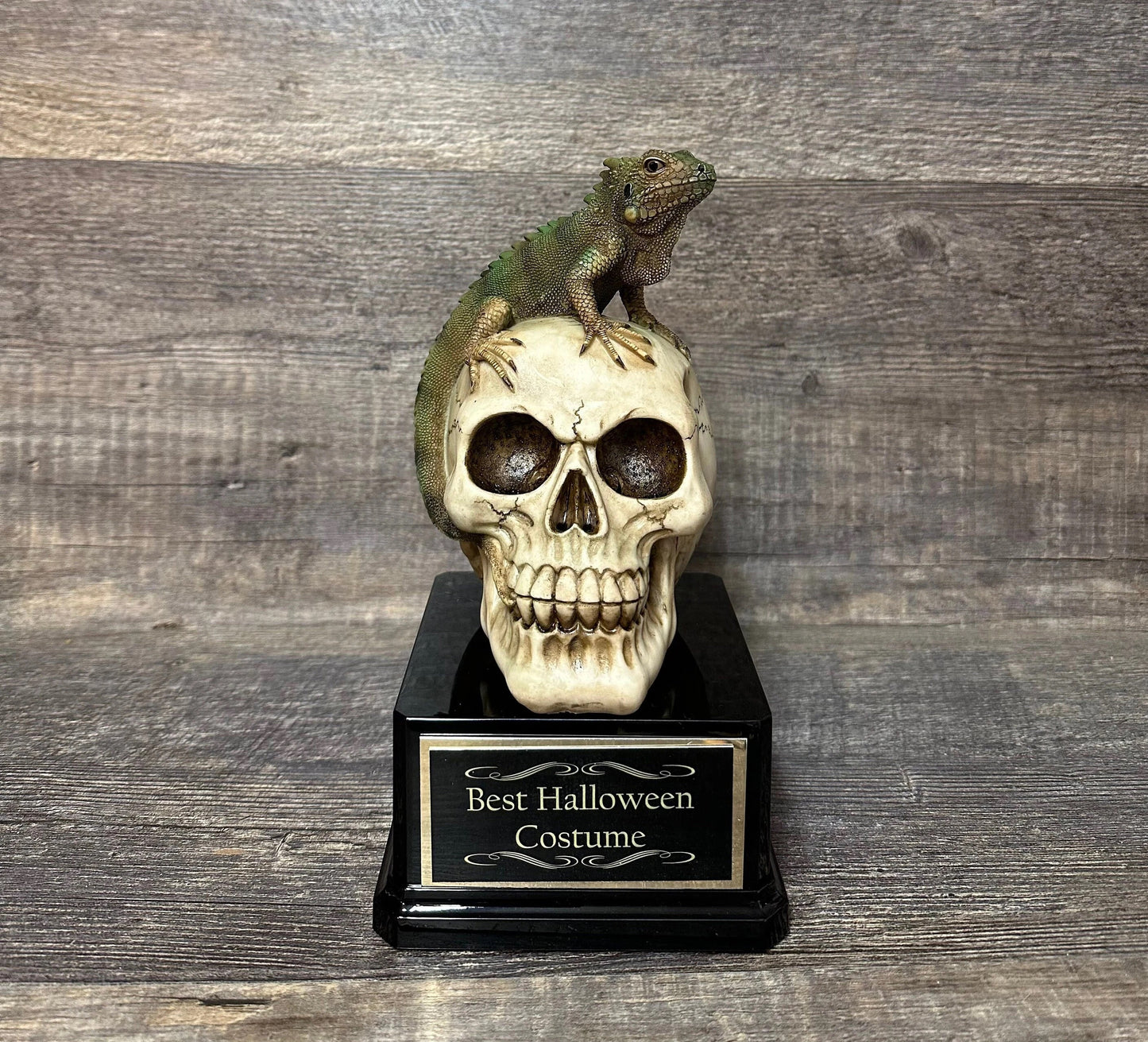 Halloween Trophy Iguana Skull Costume Contest Winner Lizard Scariest Costume Pumpkin Carving Halloween Party Decor Dia De Los Muertos