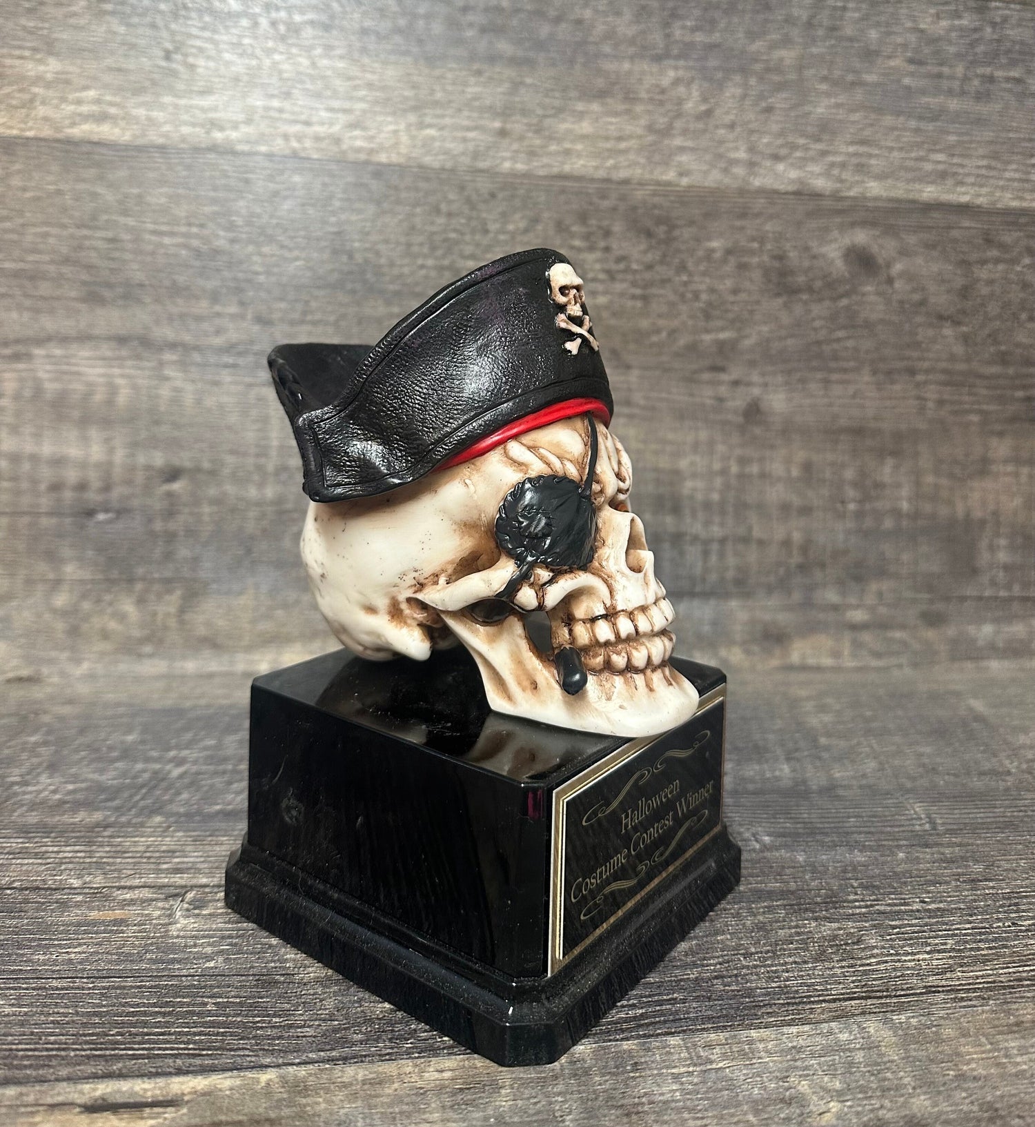 Halloween Trophy Costume Party Prize Pirate Skull Scariest Costume Pumpkin Carving Costume Contest Decor Dia De Los Muertos