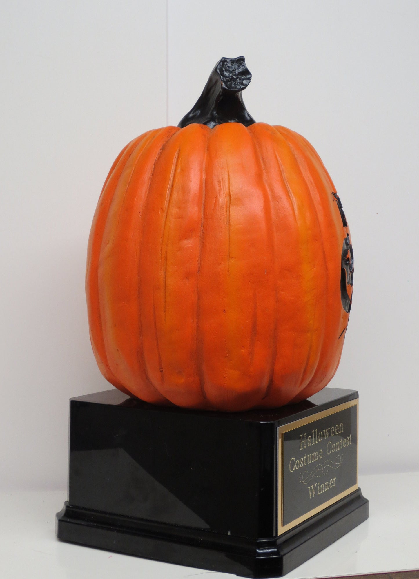 Halloween Trophy Trophies Best Costume Contest Pumpkin Carving Contest Scariest Costume Best Couple Jack O Lantern Halloween Decor