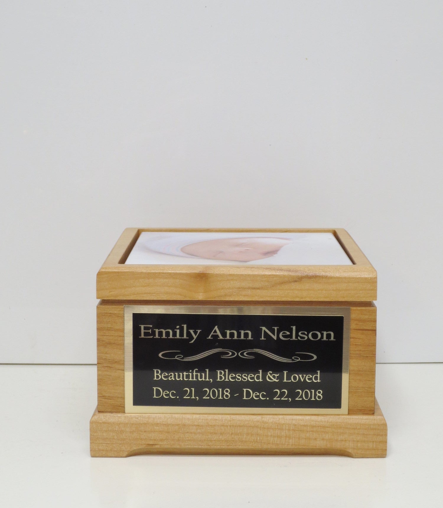 Baby Urn For Ashes Infant Child Loss Urn Baby Cremation Memorial Human Tile Photo & Personalized Engraved Tag Memorial Keepsake Red Alder