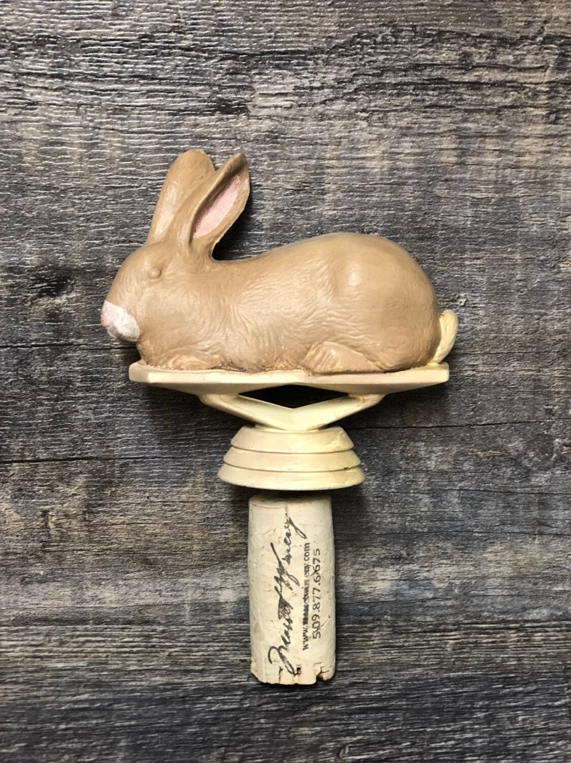 Wine Stopper Bunny Rabbit Wine Gift Bottle Stopper Wine Cork Hand Painted Easter Bunny Wine Cork Wine Stopper Mother's Day Birthday Gift