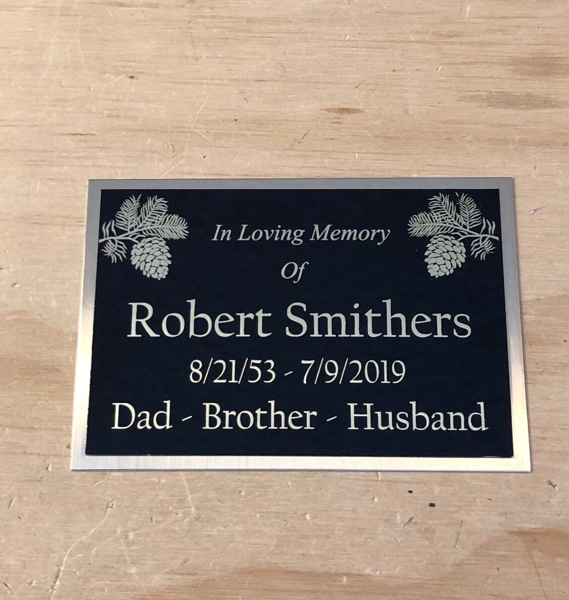 Custom Engraved Name Plate Cremation Urn PINE CONES Memorial Urn Tag Plaque In Loving Memory of Black/Gold Back Engraved Urn Name Plate