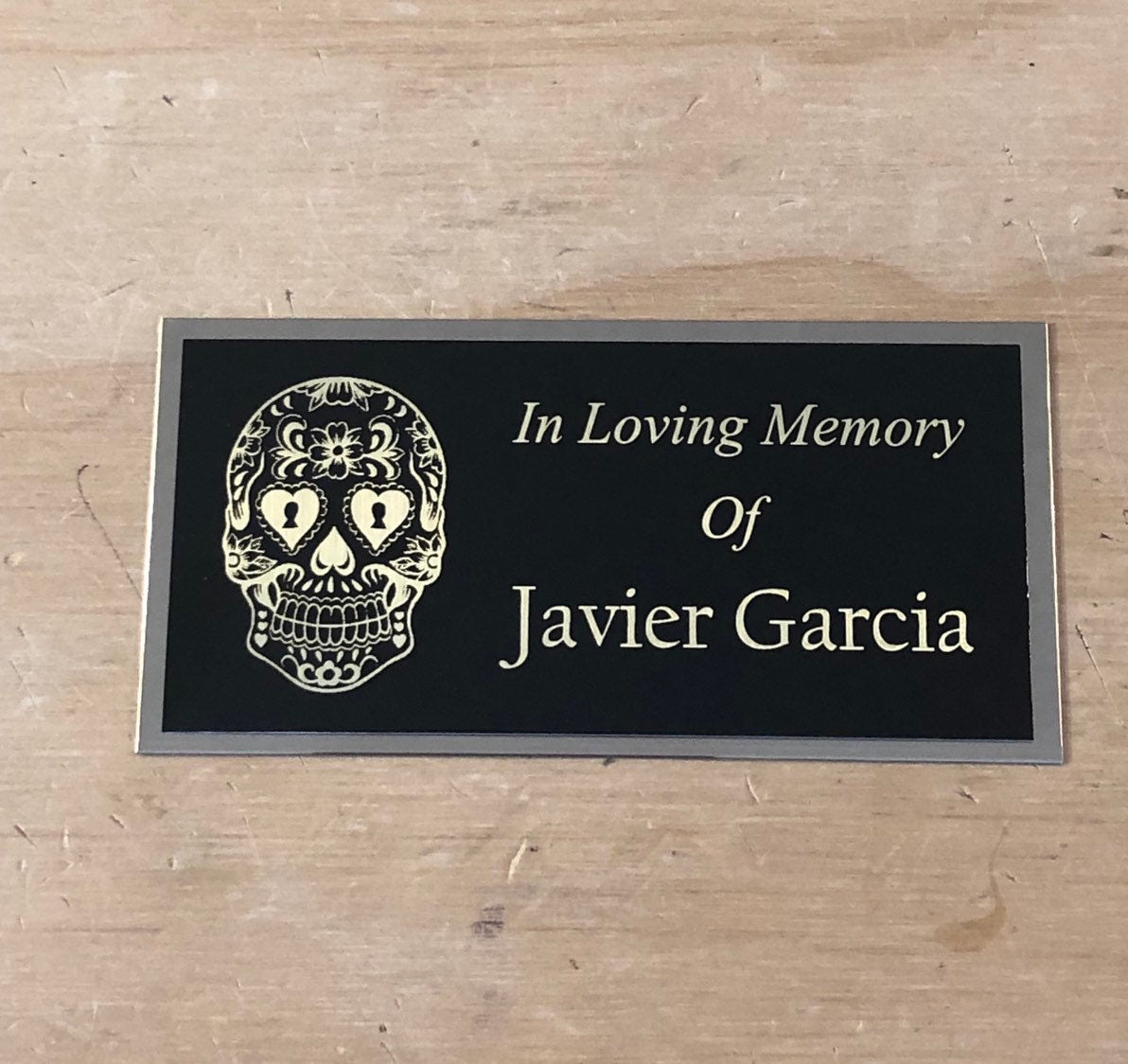 Custom Engraved Name Plate Sugar Skull In Loving Memory of DAY Of THE DEAD Cremation Urn Memorial Plaque Black/Gold Name Plate Plaque