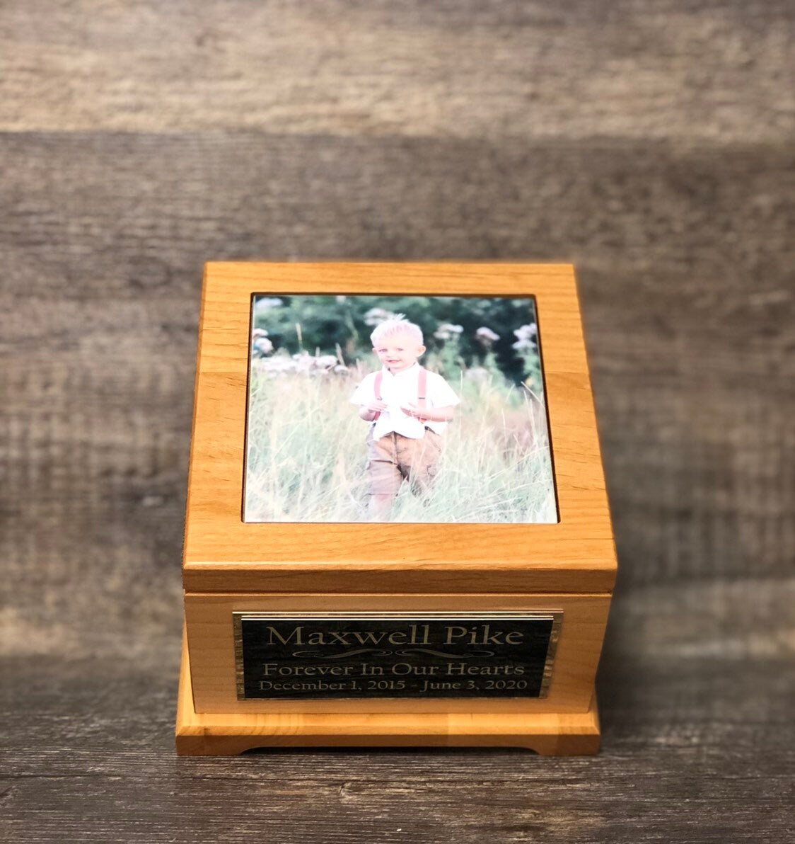 Child Urn For Ashes Infant Urn Baby Cremation Memorial Human Toddler Up To 60 lbs Tile Photo & Personalized Engraved Tag Memorial Keepsake