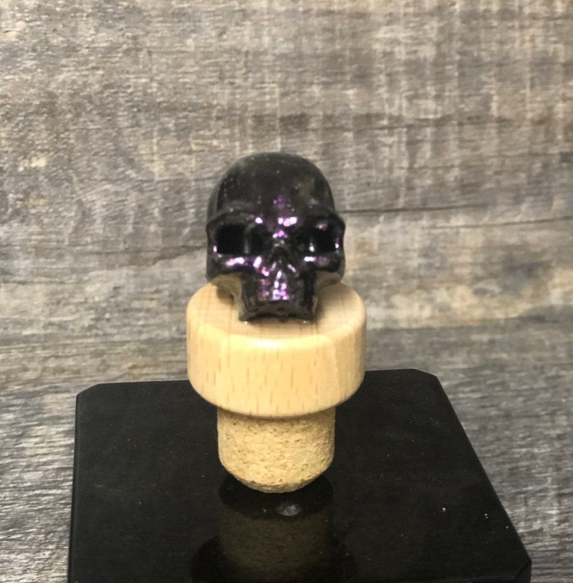 Wine Stopper SKULL Iridescent Color Shift BURGUNDY Oil Slick Funny Novelty Bottle Cork Wine Stopper Birthday Gag Gift Christmas Wine Lover