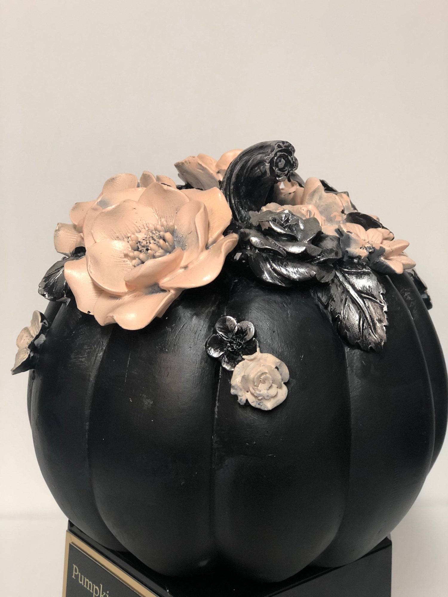 Halloween Wedding Trophy Black Pink & Silver Elegant Floral Pumpkin Table Centerpiece Costume Contest Hallowedding Wedding Halloween Decor