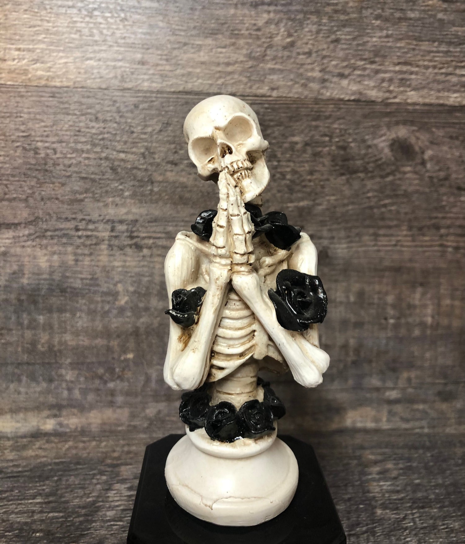 Halloween Trophy Skull Skeleton Best Costume Winner Pumpkin Carving Contest Pumpkin Trophy Black Flowers Halloween Decor