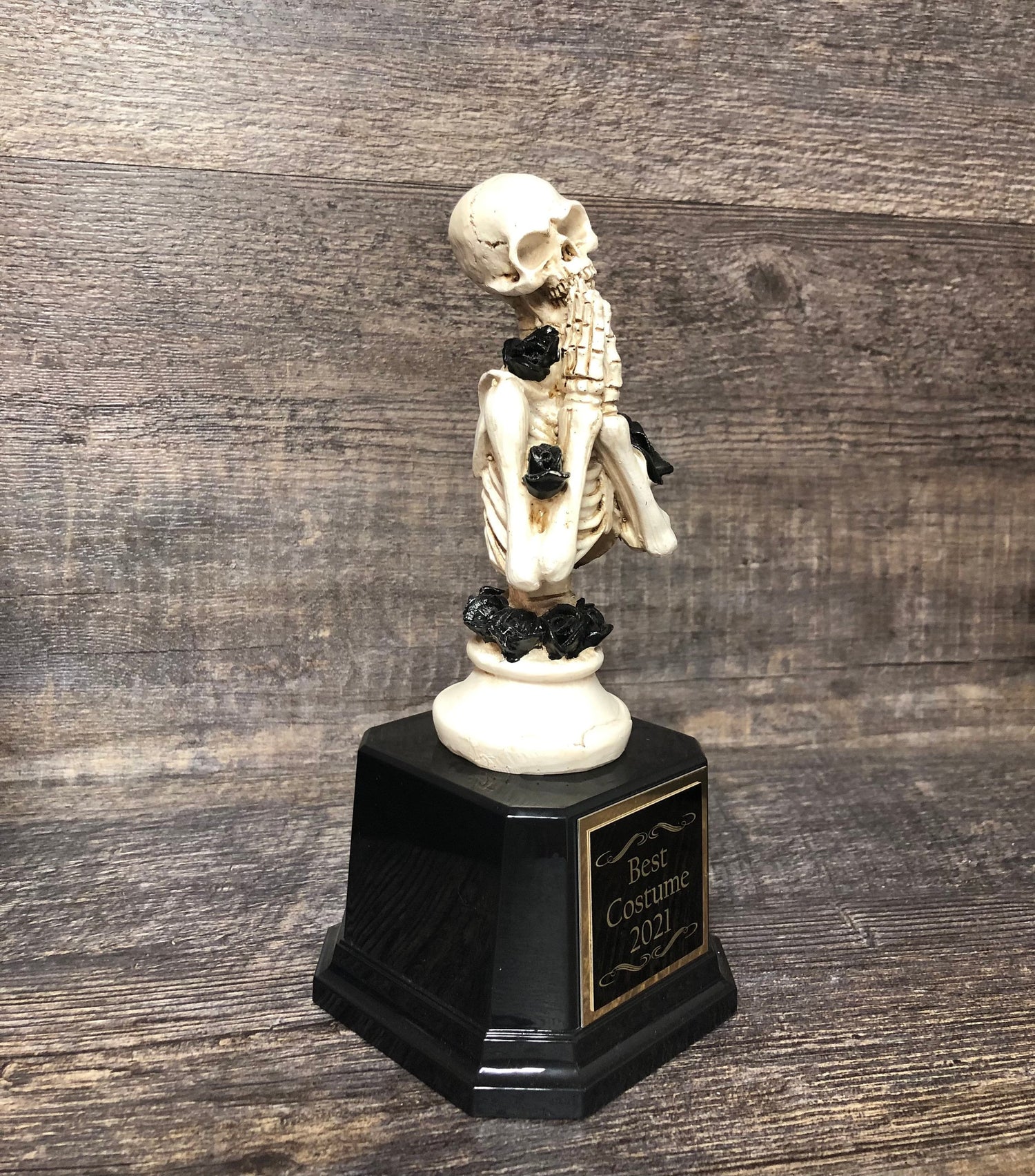 Halloween Trophy Skull Skeleton Best Costume Winner Pumpkin Carving Contest Pumpkin Trophy Black Flowers Halloween Decor