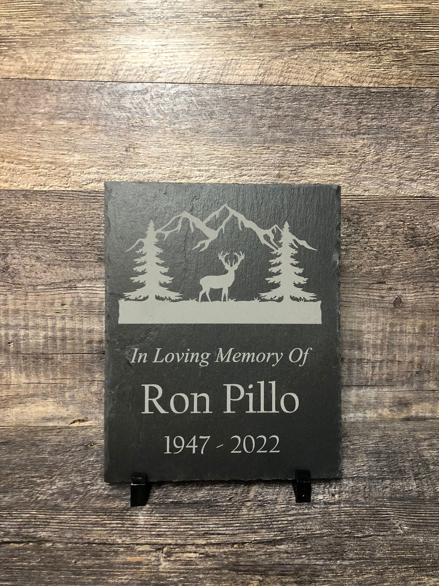 Memorial Stone w/ Wood Easel Memory Stone Slate Remembrance OUTDOOR SCENE Garden Memorial Stone Plaque In Loving Memory of Name Plate