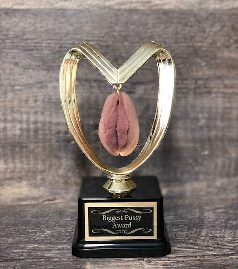 HAIRY Vagina Fantasy Football Loser Trophy Last Place FFL Sacko Trophy Biggest Pussy Funny Trophy Adult Humor Gag Gift Vagina Pussy Trophy