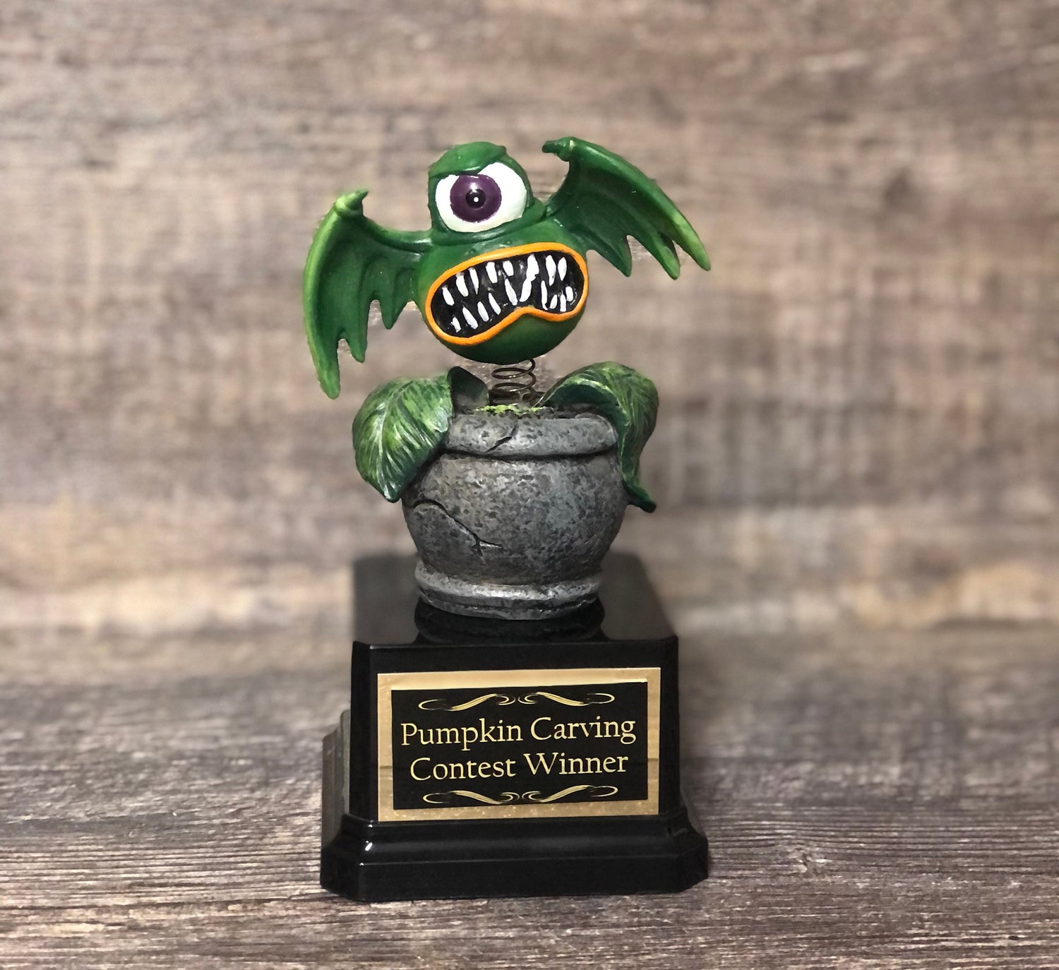 Halloween Trophy Creepy Winged Plant Bobble Head Halloween Pumpkin Carving Contest Trophy Best Costume Contest Halloween Decor