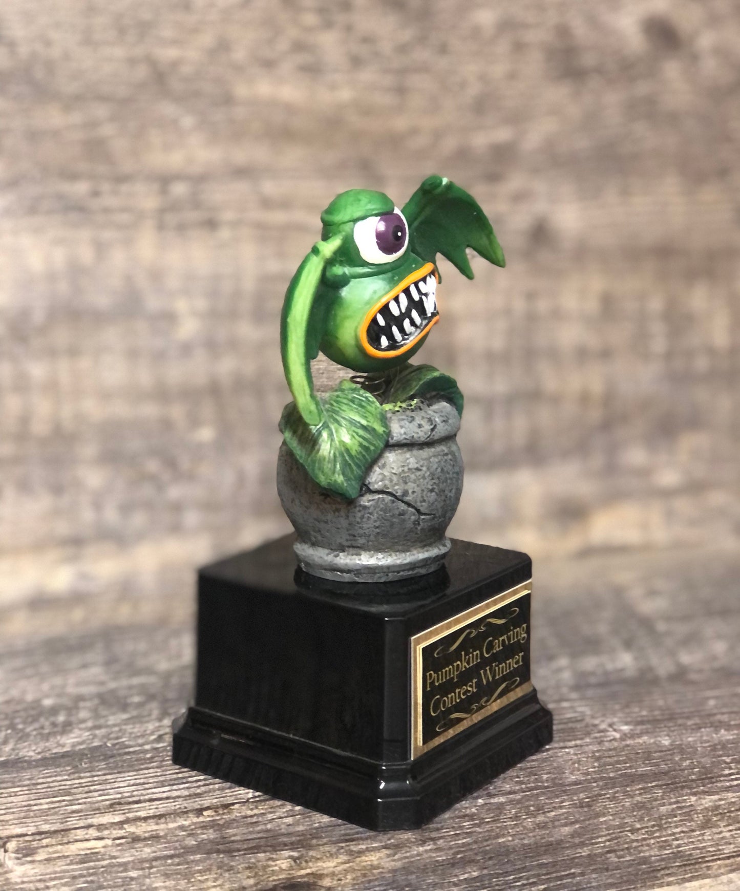 Halloween Trophy Creepy Winged Plant Bobble Head Halloween Pumpkin Carving Contest Trophy Best Costume Contest Halloween Decor