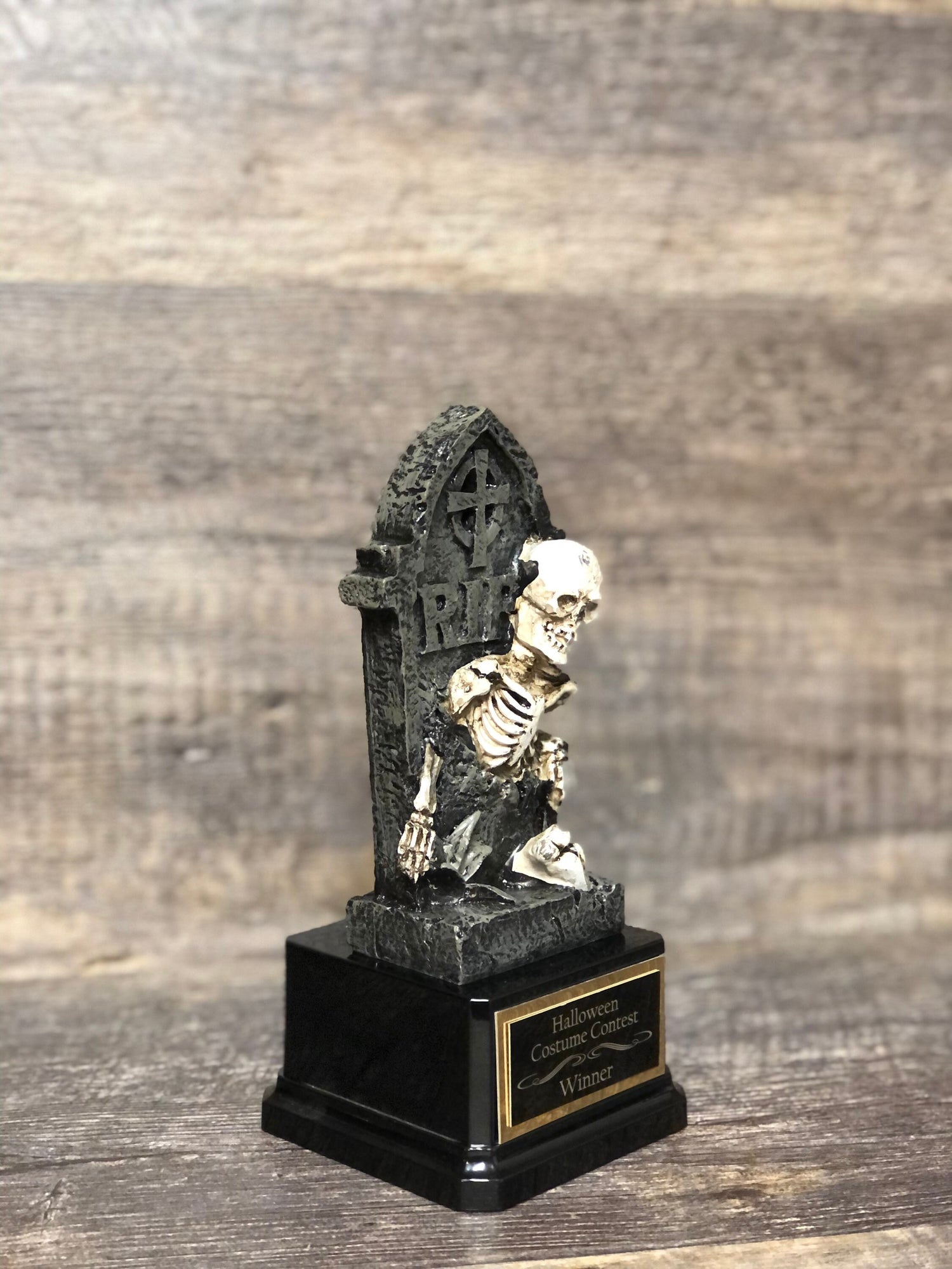 Halloween Trophy Skeleton Tombstone Trophy Scariest Costume Contest Trophy Pumpkin Carving Contest Creepy Halloween Decor